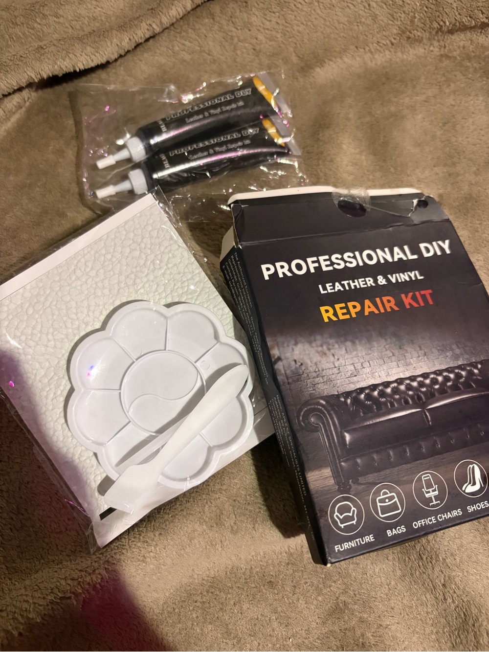 Professional DIY Leather & Vinyl Repair Kit - Black (New Just Opened Already)